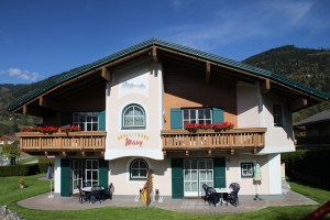 Appartments Mary Haus Ansicht Gartenblick