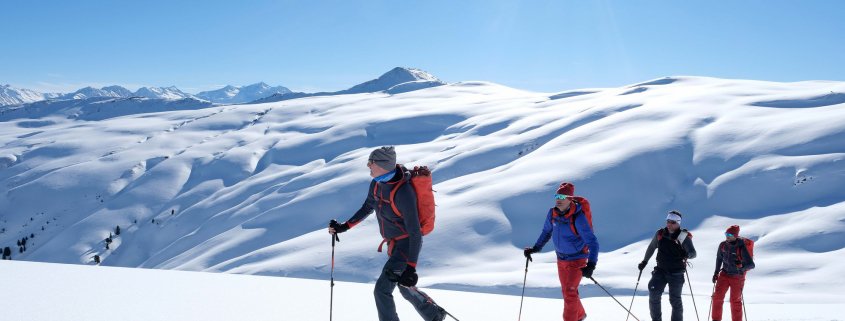 Gruppe auf Skitour